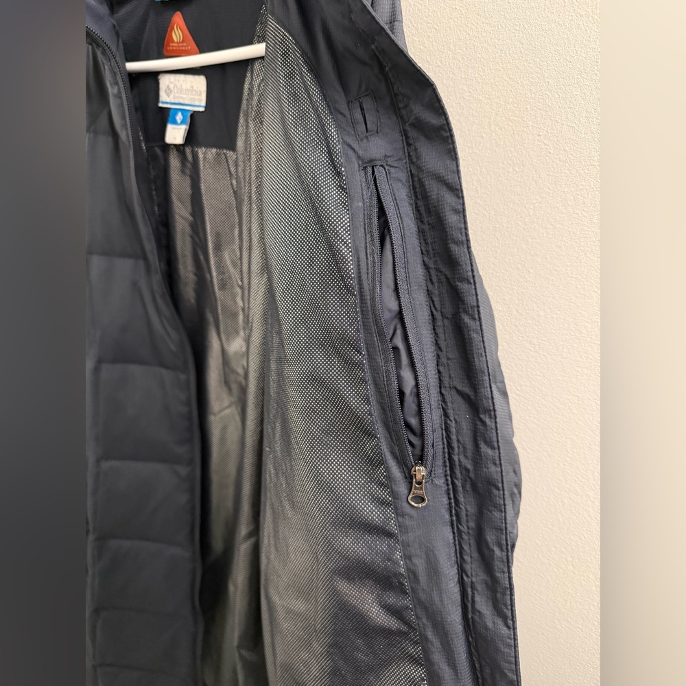Columbia | Navy Puffer Hooded Jacket Omni Heat 700 fill Duck Down and Feathers - Picture 8 of 15